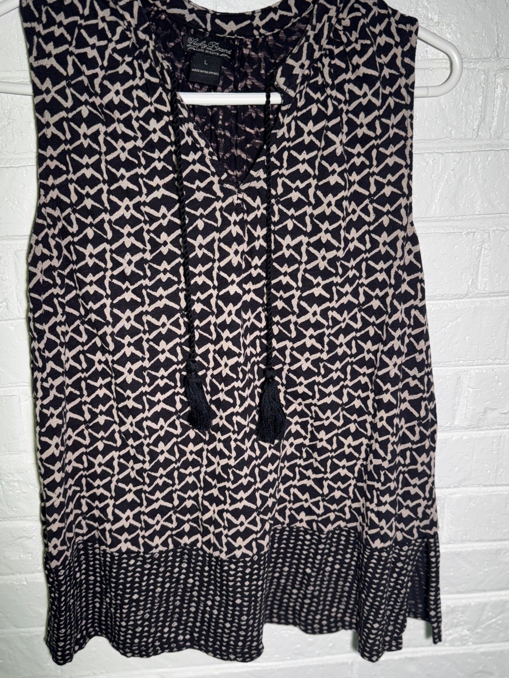 Lucky Brand Black and Cream Geometric Sleeveless Camisole with Tassel Ties